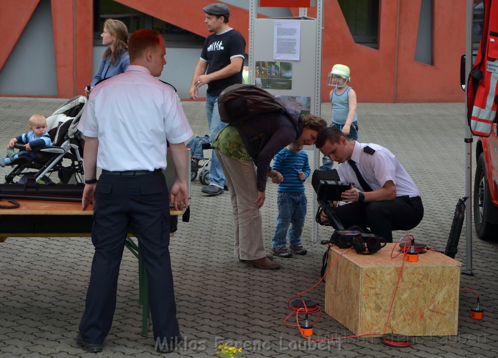 Tag der Offenen Tuer BF Koeln Weidenpesch Scheibenstr P104.JPG